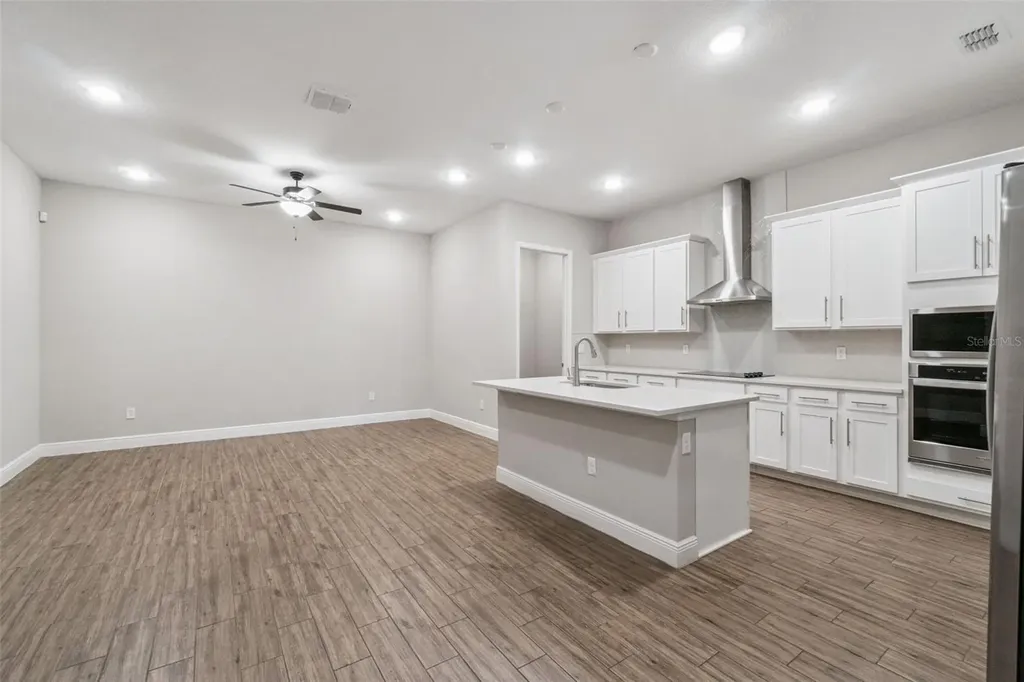 6447 Cyrils Drive St Cloud FL 34771
