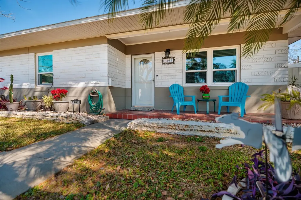 7201 Grevilla Avenue S South Pasadena FL 33707
