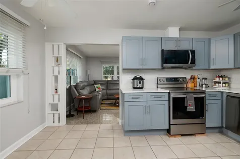 7201 Grevilla Avenue S South Pasadena FL 33707