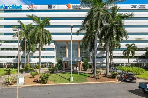 100 Centro Internacional De Mercadeo Guaynabo PR 00968