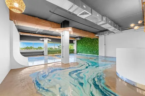 100 Centro Internacional De Mercadeo Guaynabo PR 00968