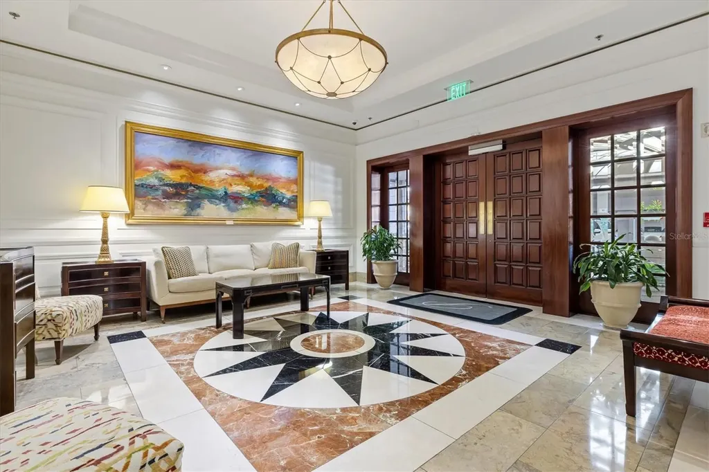 50 Central Avenue Sarasota FL 34236