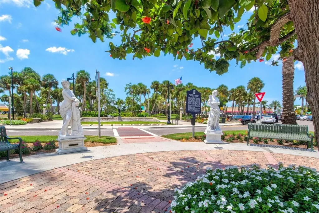 50 Central Avenue Sarasota FL 34236