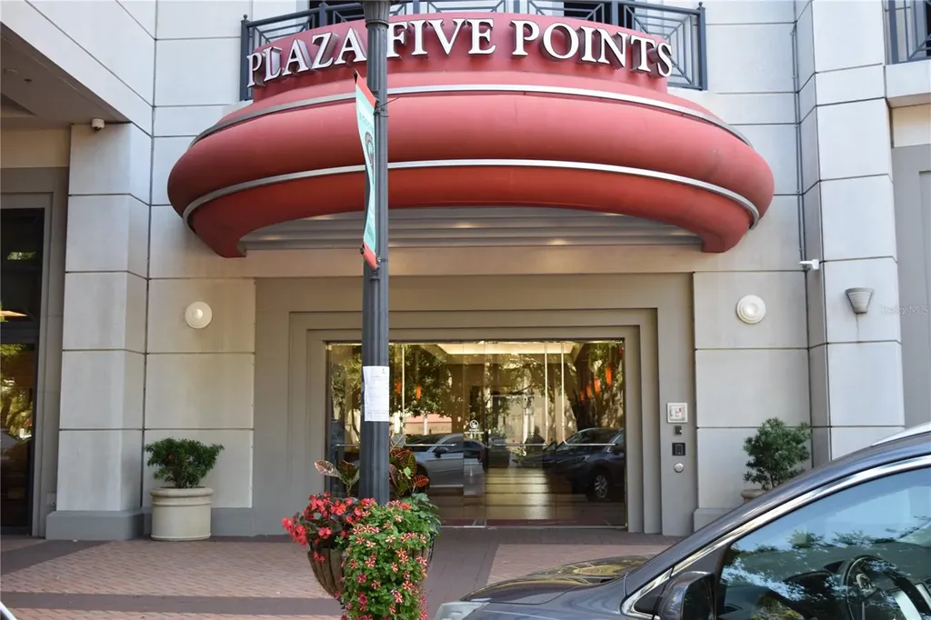 50 Central Avenue Sarasota FL 34236