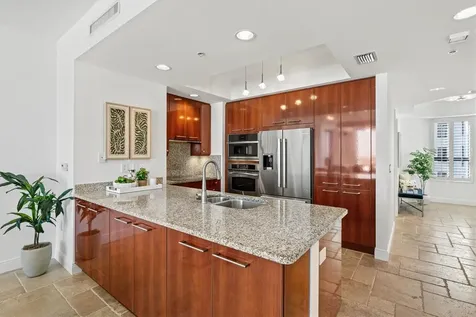 50 Central Avenue Sarasota FL 34236