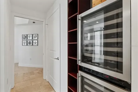 50 Central Avenue Sarasota FL 34236