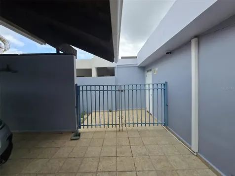 AE-5 Calle Barcelona Humacao PR 00791