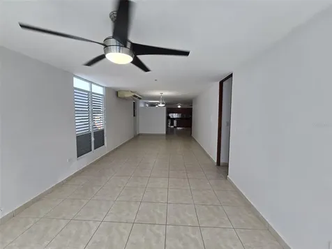 AE-5 Calle Barcelona Humacao PR 00791