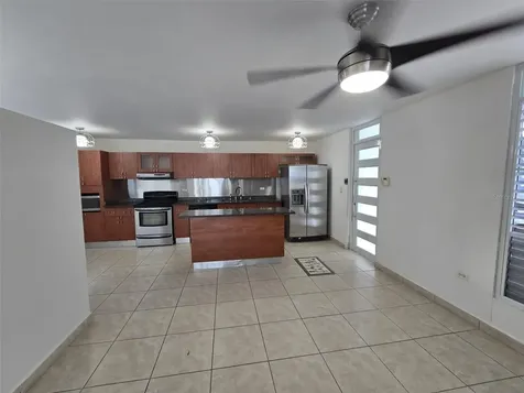 AE-5 Calle Barcelona Humacao PR 00791