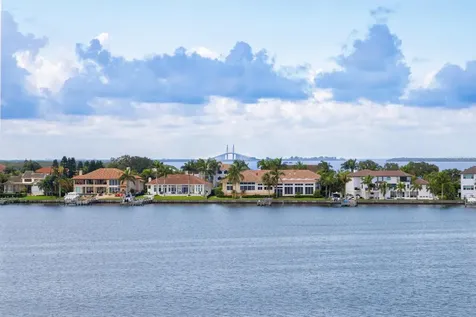 5200 Brittany Drive S St Petersburg FL 33715