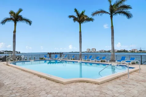 5200 Brittany Drive S St Petersburg FL 33715