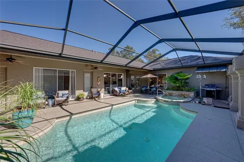 12422 Woodlands Circle Dade City FL 33525