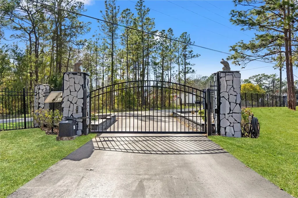 14485 Switch Back Road Spring Hill FL 34609