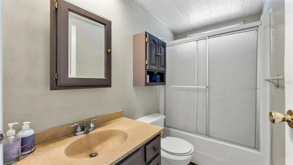 521 Oak Ridge E Lakeland FL 33801