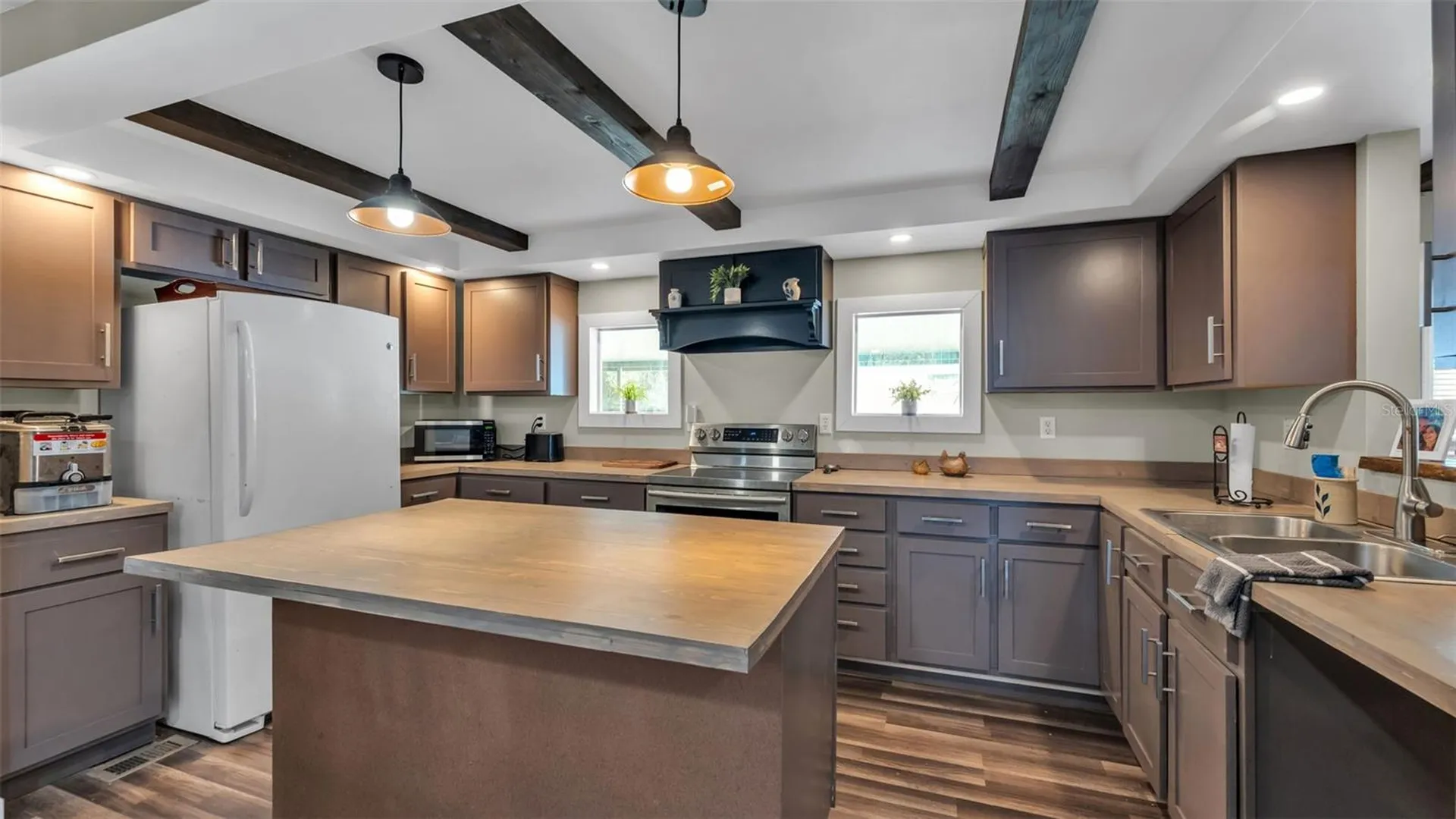521 Oak Ridge E Lakeland FL 33801