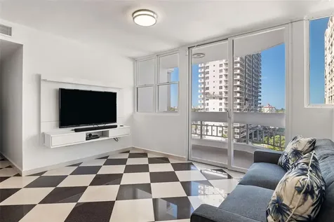 3205 Isla Verde Avenue San Juan PR 00936