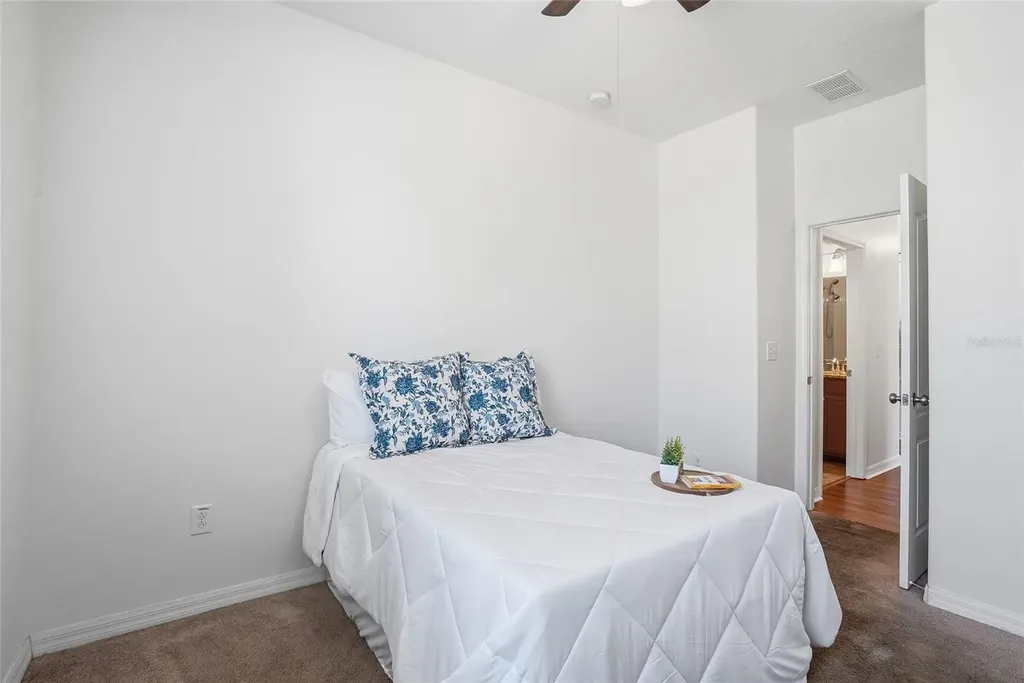 2444 Dakota Rock Drive Ruskin FL 33570