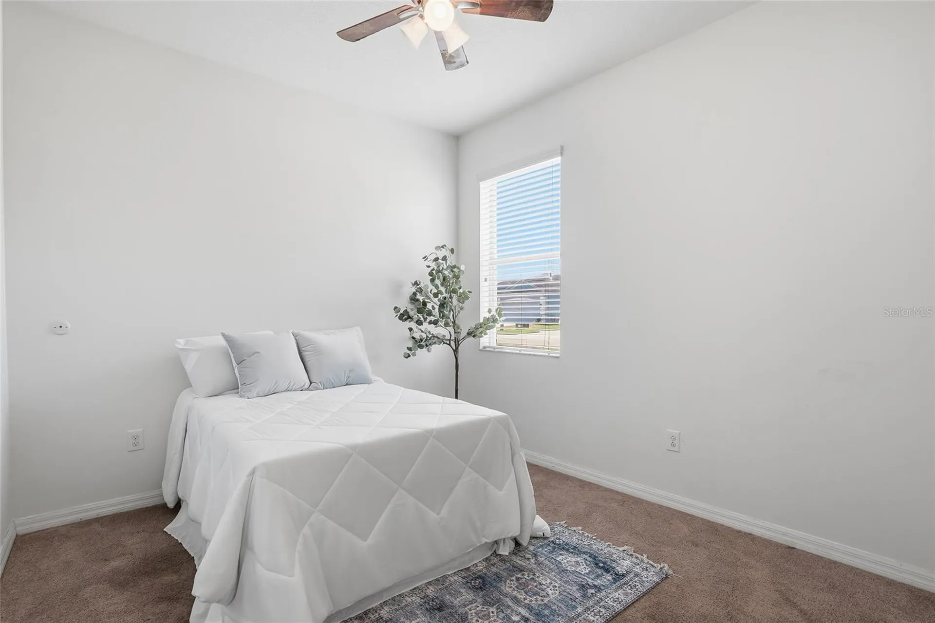 2444 Dakota Rock Drive Ruskin FL 33570