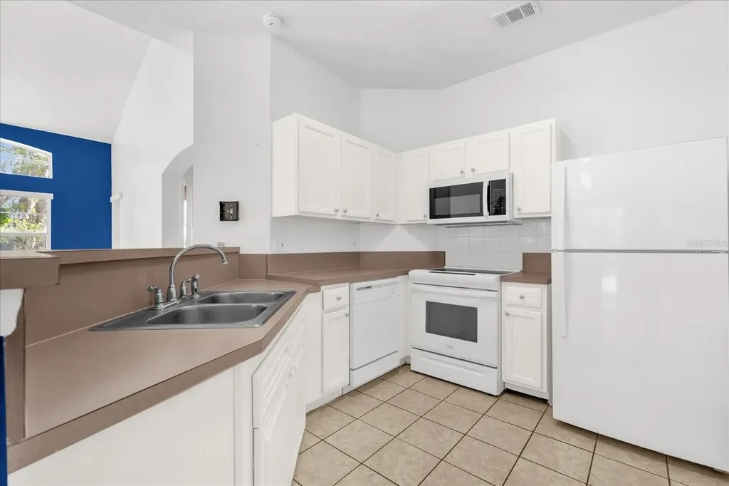 1001 Park Ridge Circle Kissimmee FL 34746