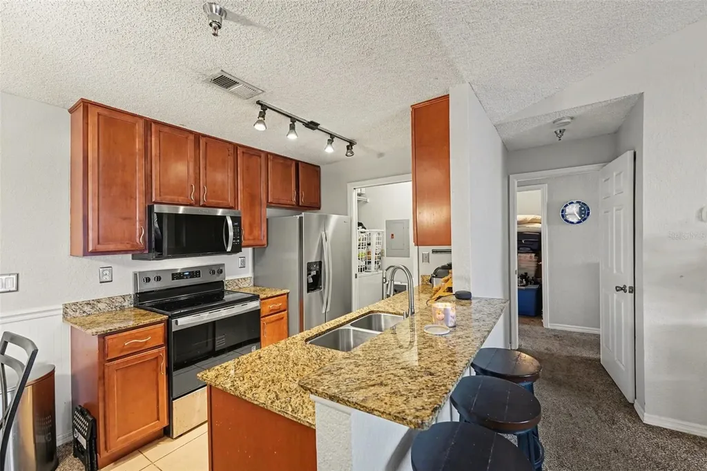10265 Gandy Boulevard N St Petersburg FL 33702