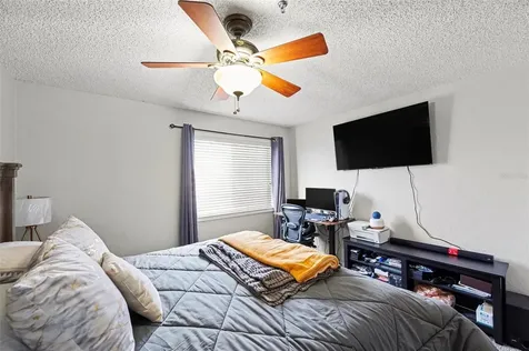 10265 Gandy Boulevard N St Petersburg FL 33702