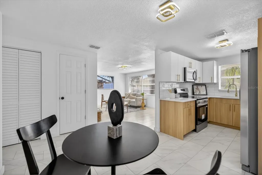 5931 82nd Avenue N Pinellas Park FL 33781