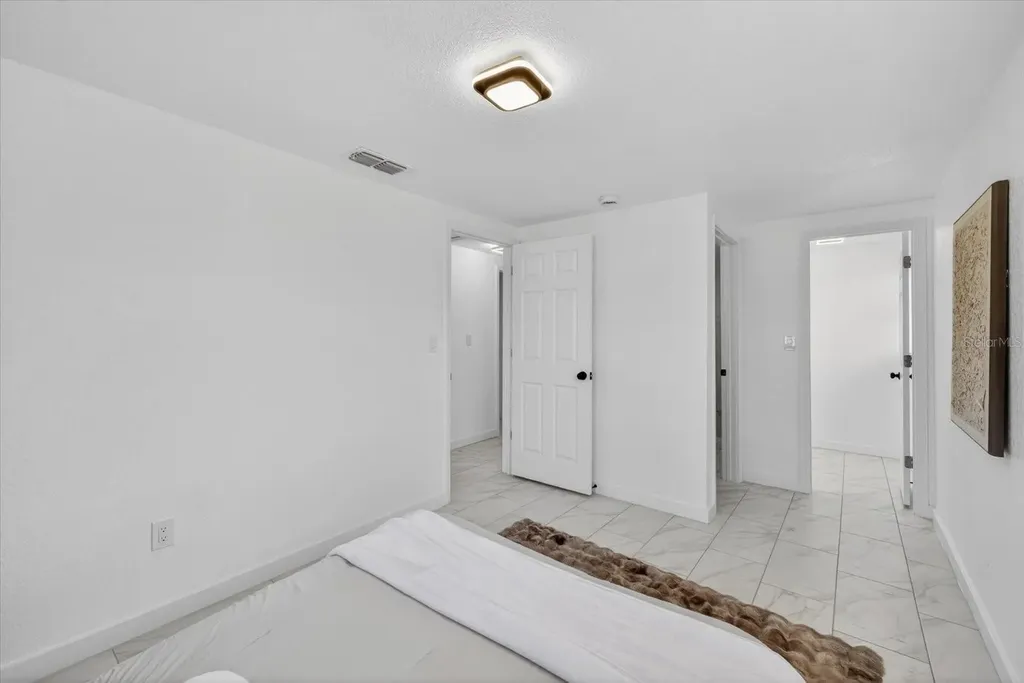 5931 82nd Avenue N Pinellas Park FL 33781