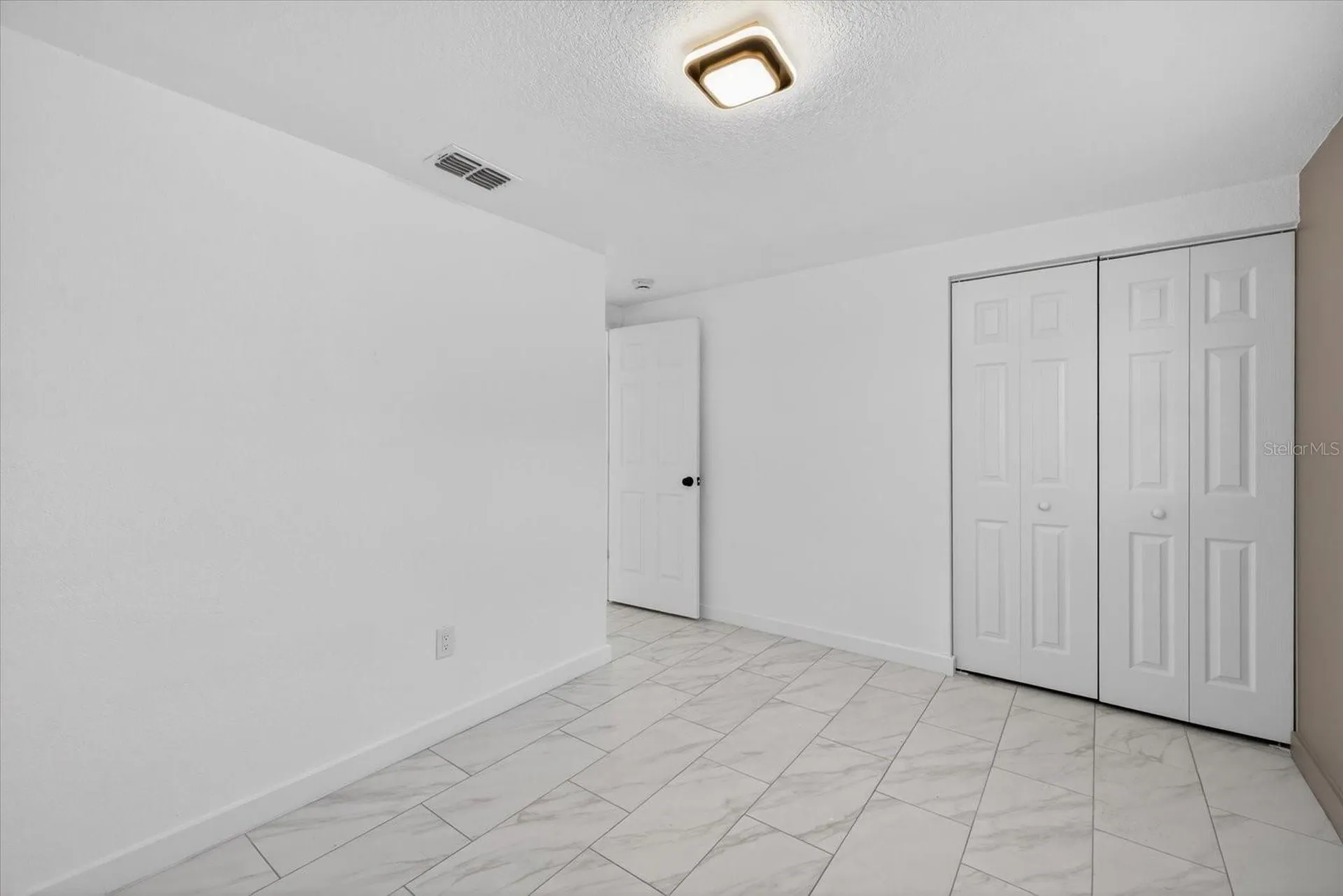 5931 82nd Avenue N Pinellas Park FL 33781