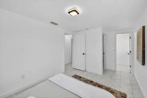 5931 82nd Avenue N Pinellas Park FL 33781