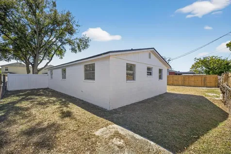 5931 82nd Avenue N Pinellas Park FL 33781