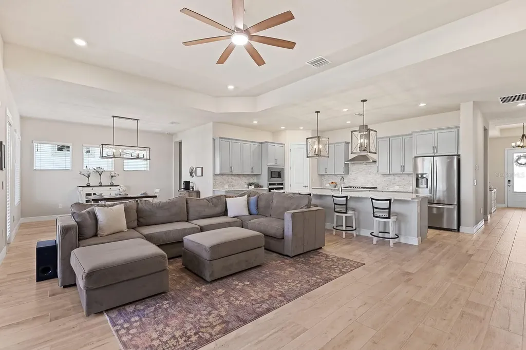 5937 Golden Nettle Drive Apollo Beach FL 33572
