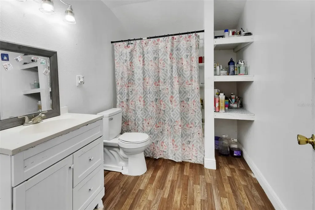 2525 Vista Park Drive Deland FL 32724