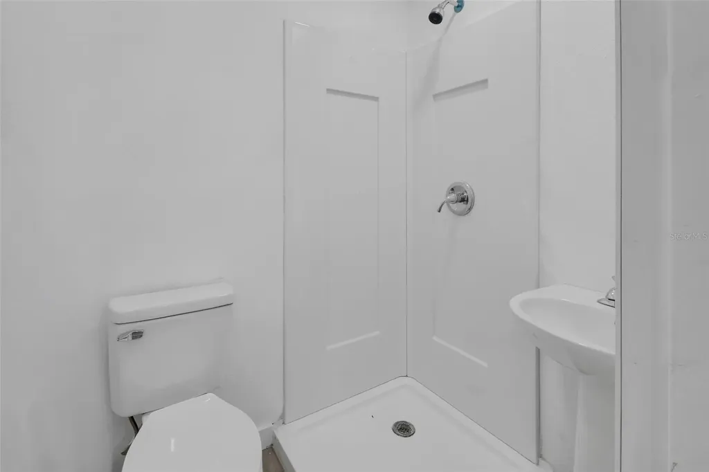 2525 Vista Park Drive Deland FL 32724