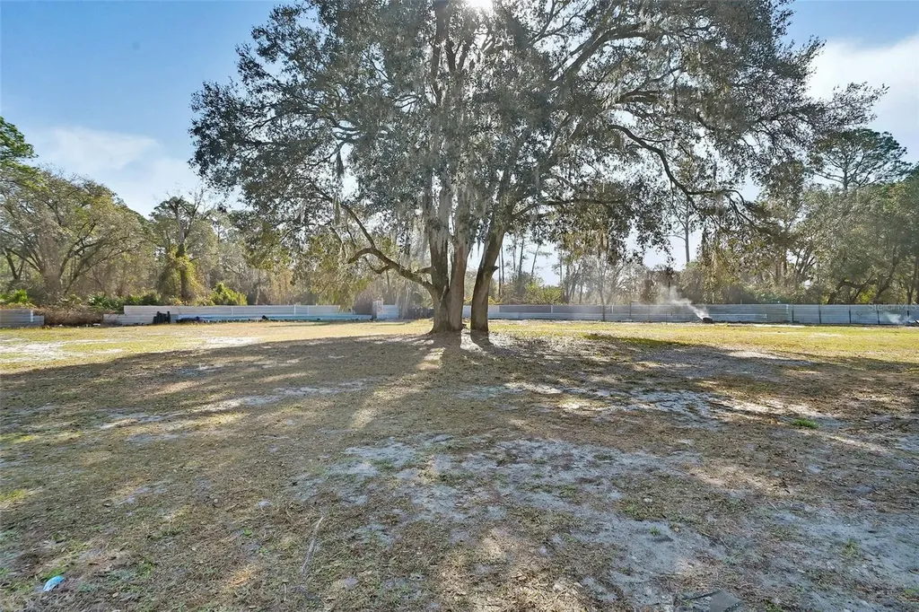 2525 Vista Park Drive Deland FL 32724