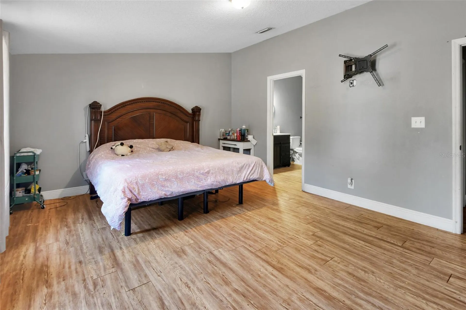 2525 Vista Park Drive Deland FL 32724