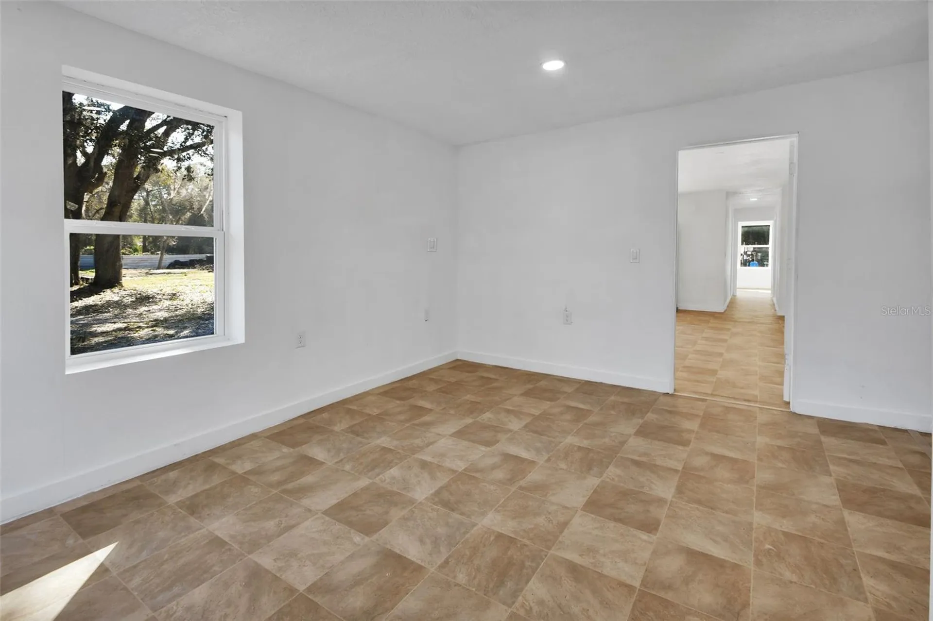 2525 Vista Park Drive Deland FL 32724