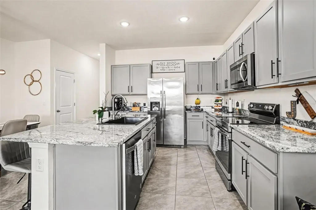 3716 Sunflower Field Place Plant City FL 33565