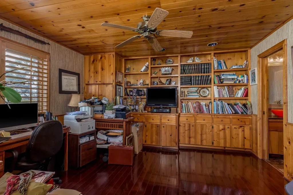 600 Soundview Drive Palm Harbor FL 34683