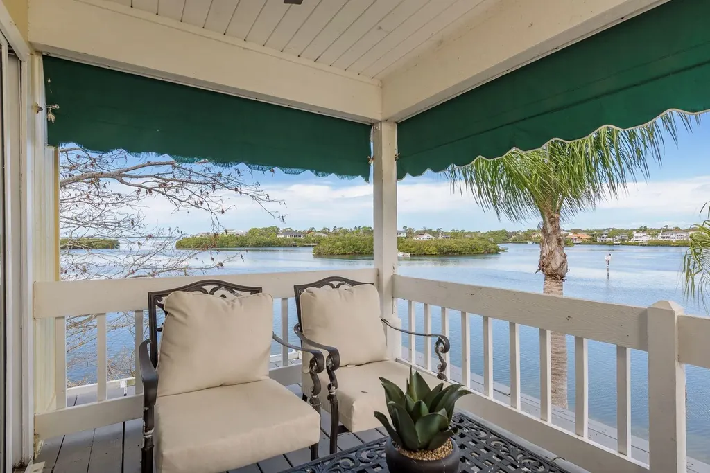 600 Soundview Drive Palm Harbor FL 34683