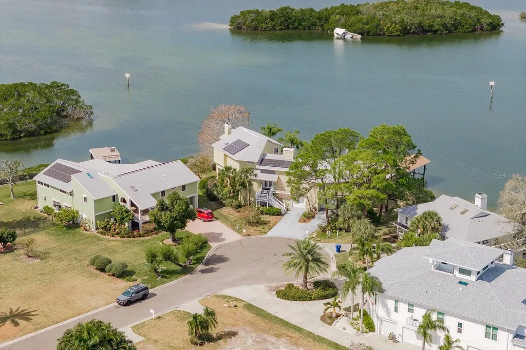 600 Soundview Drive Palm Harbor FL 34683