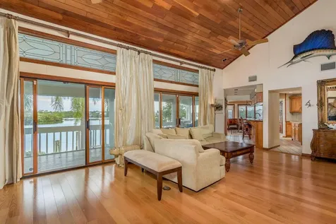 600 Soundview Drive Palm Harbor FL 34683