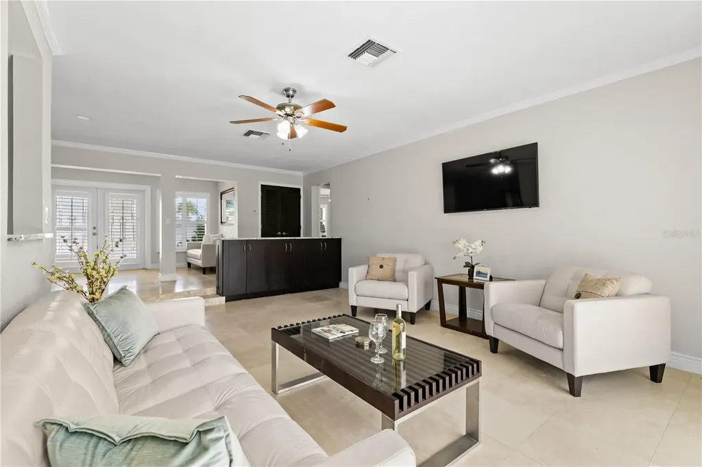 404 4th Avenue N Tierra Verde FL 33715