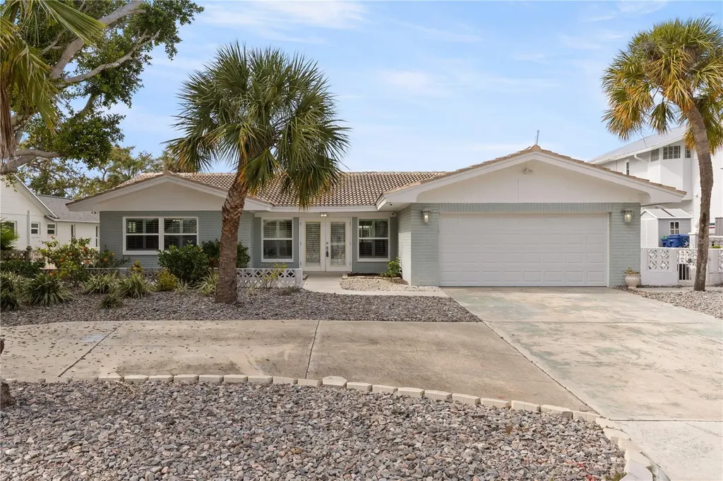 404 4th Avenue N Tierra Verde FL 33715