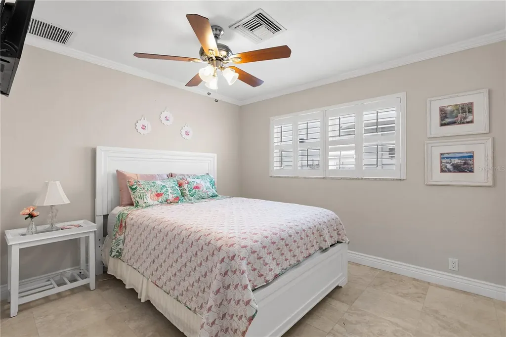 404 4th Avenue N Tierra Verde FL 33715