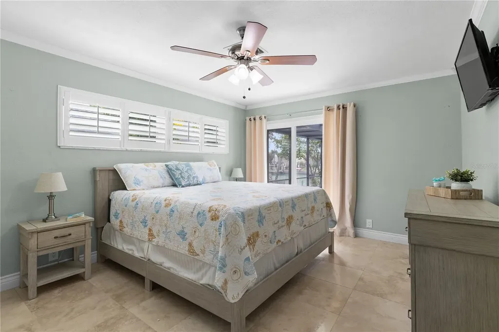 404 4th Avenue N Tierra Verde FL 33715
