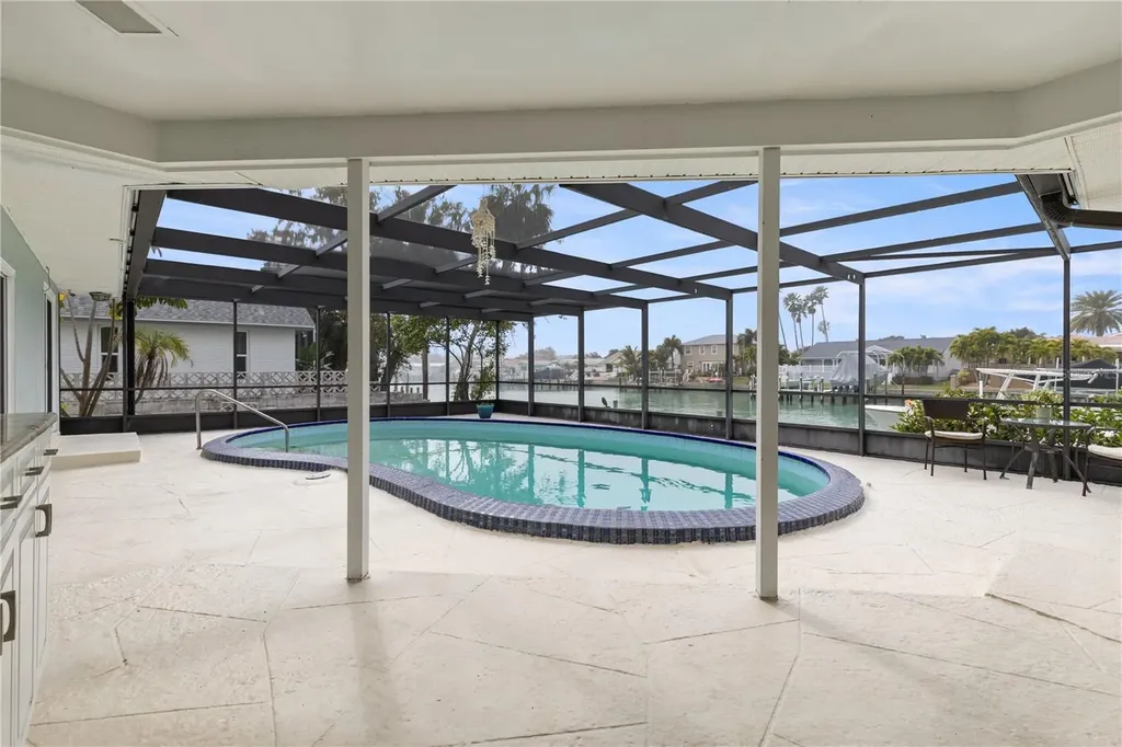 404 4th Avenue N Tierra Verde FL 33715