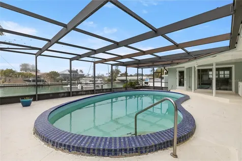 404 4th Avenue N Tierra Verde FL 33715