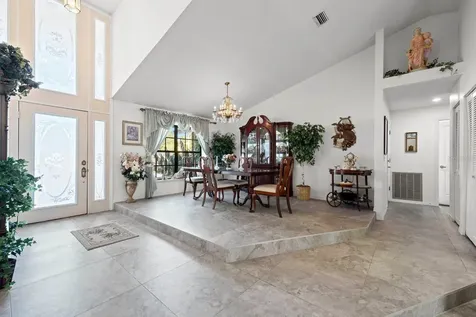 2501 E Diana Street Tampa FL 33610
