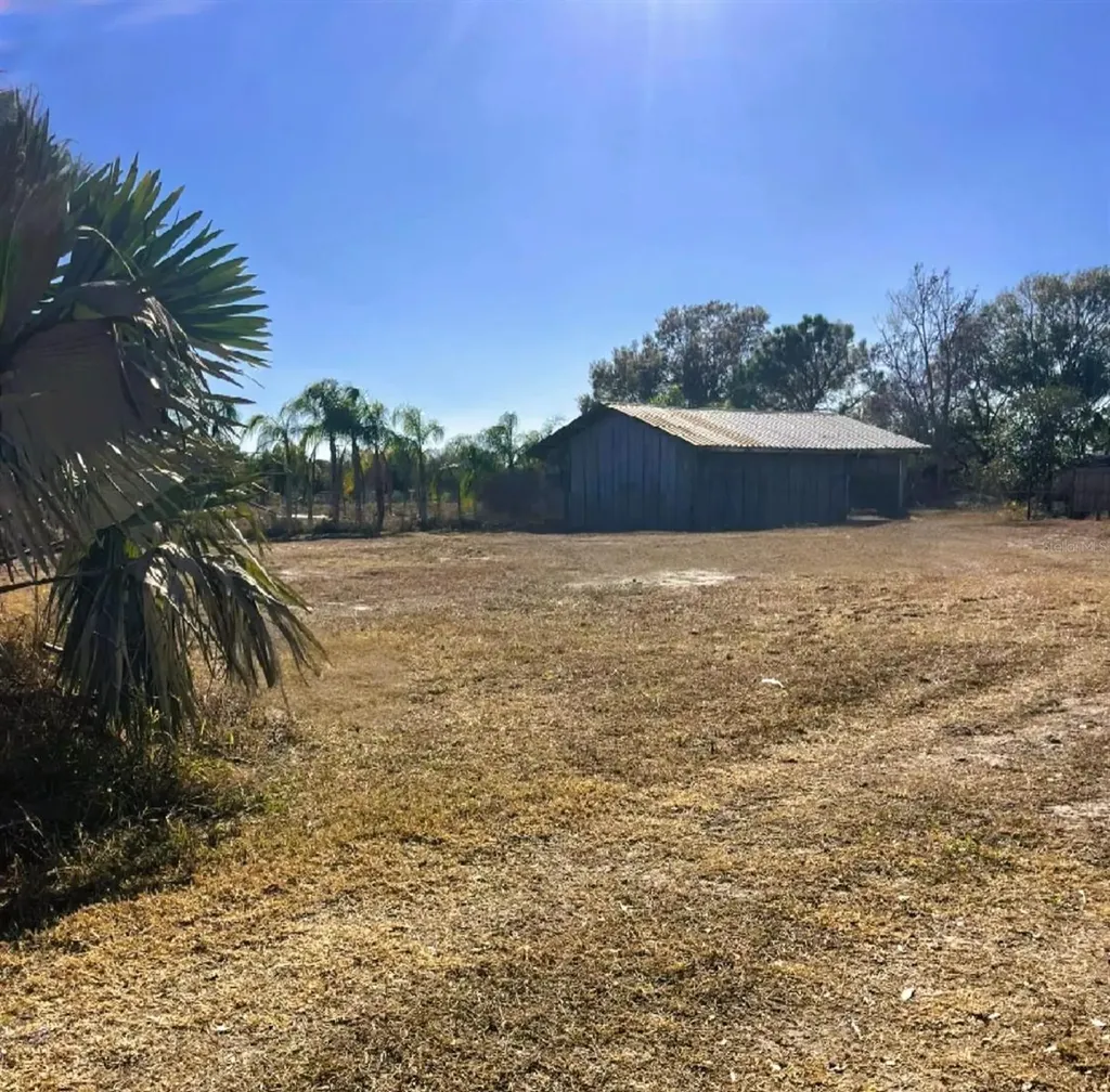 Brooks Road Frostproof FL 33843