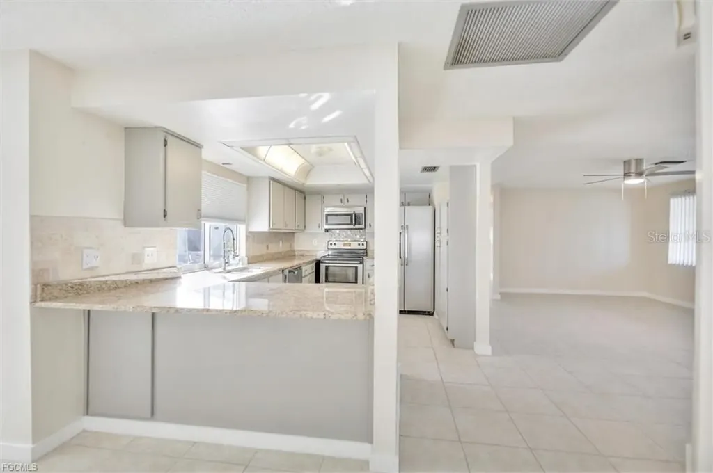 158 SE 26th Street Cape Coral FL 33904